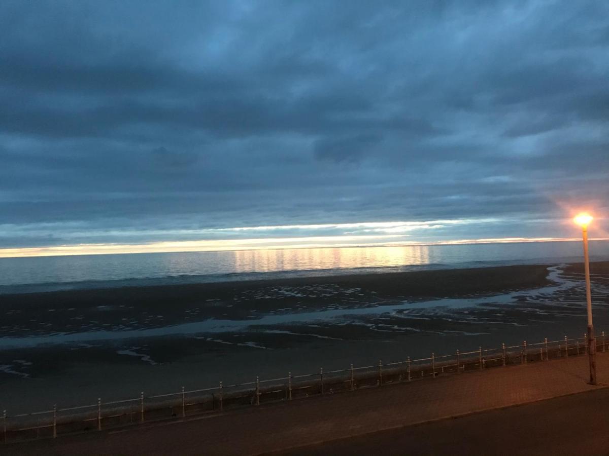 The Jewel Of The Sea Acomodação com café da manhã Blackpool Exterior foto